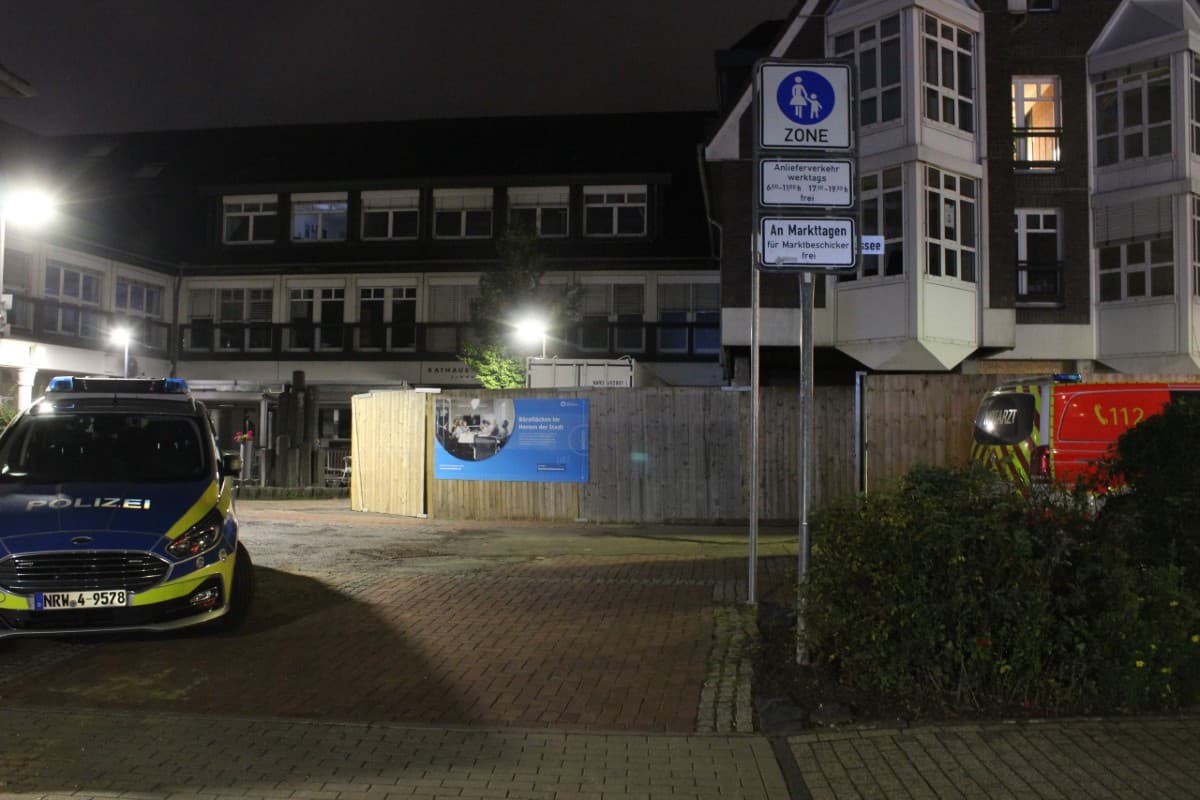 Monheim am Rhein - 26-jähriger Monheimer schwerstverletzt aufgefunden 