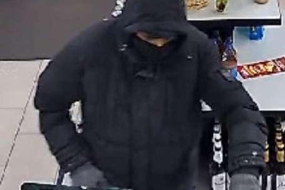 Braunschweig – Polizei fahndet öffentlich nach Räuber - Wer kennt diese Person?