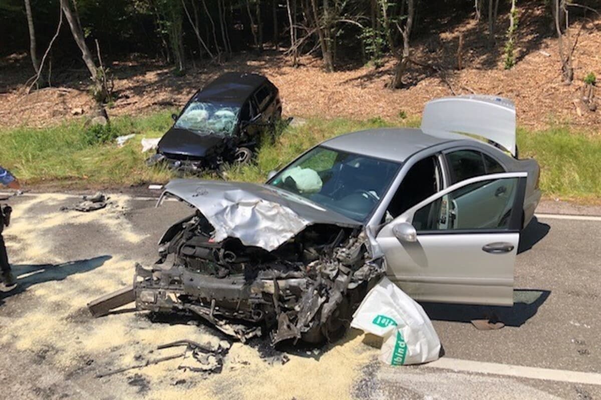 Hinterweidenthal/ B10 – Heftiger Verkehrsunfall mit drei Schwerverletzten