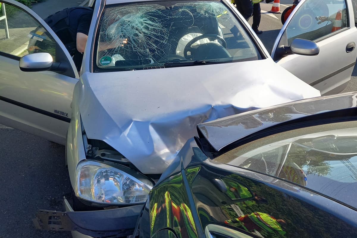 Herdecke NW – Eine verletzte Person nach Auffahrunfall